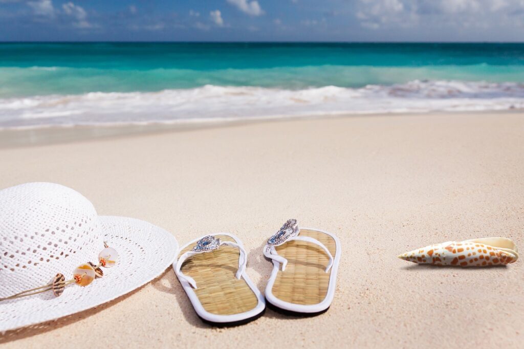 Jak wybrać idealne klapki plażowe damskie na lato?